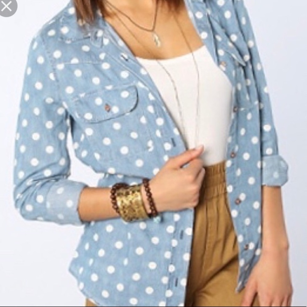 HARDLY WORN Quicksilver Jean Shirt